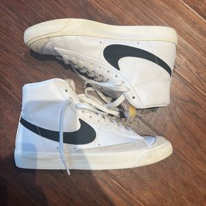 Nike Blazers 77 unisex